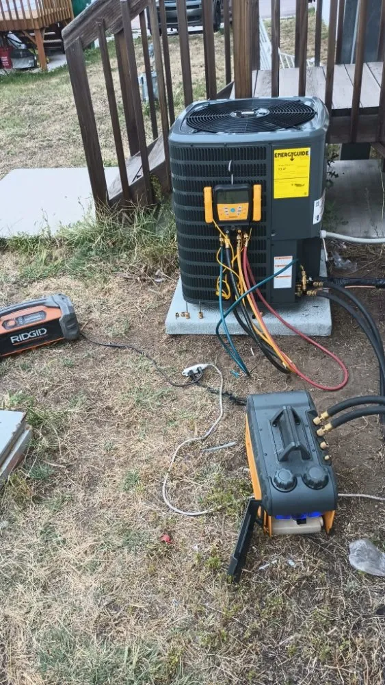 Slide of Billy D's Heating And Air