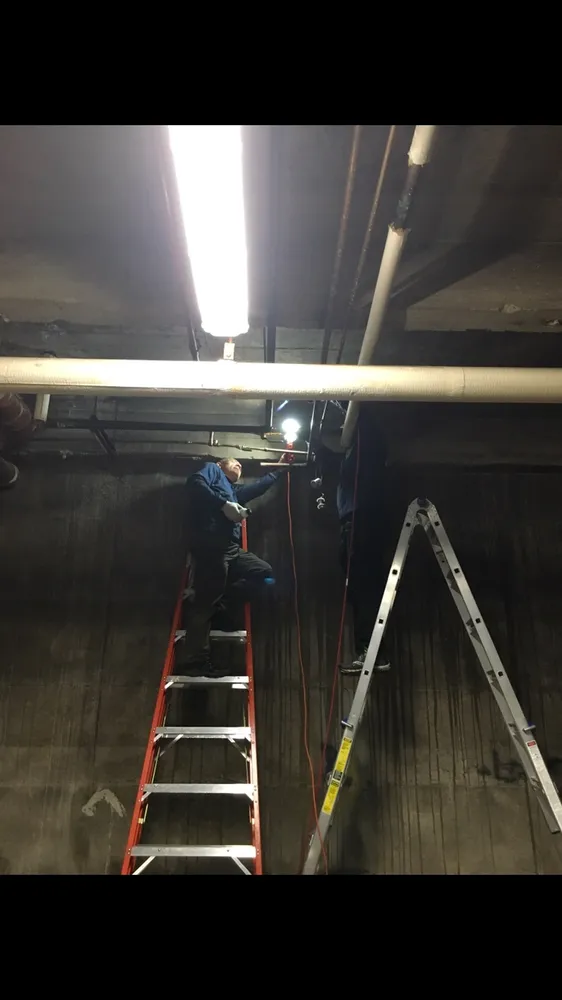 Slide of Biz Plumbing