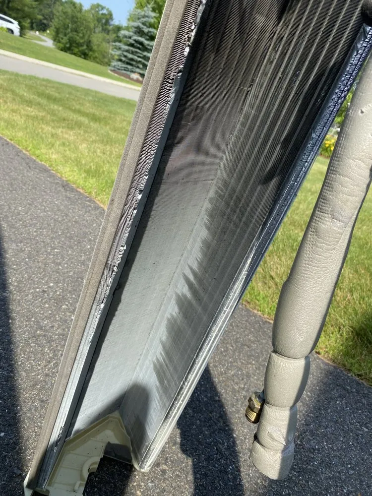 Slide of Black Dog Heat Pumps