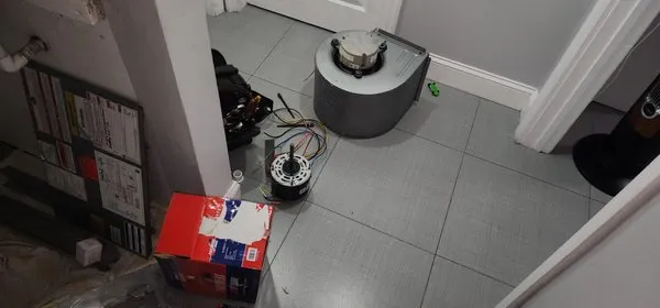 Blue Ice Air Conditioning Logo