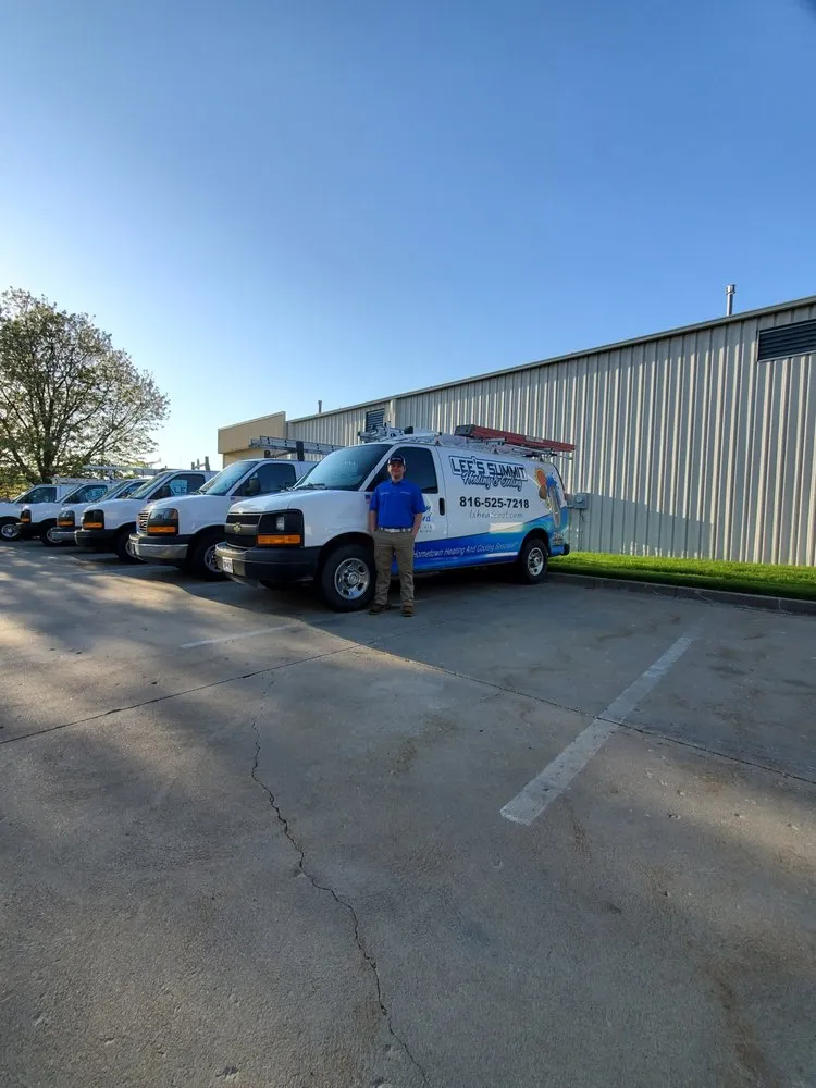 Emergency AC repair for homes in Lee's Summit, MO by Blue Springs Heating and Cooling