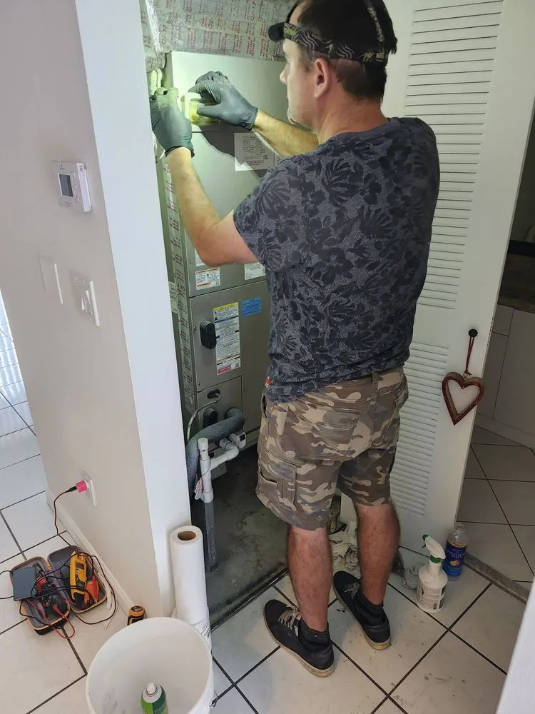 Slide of B&M Service