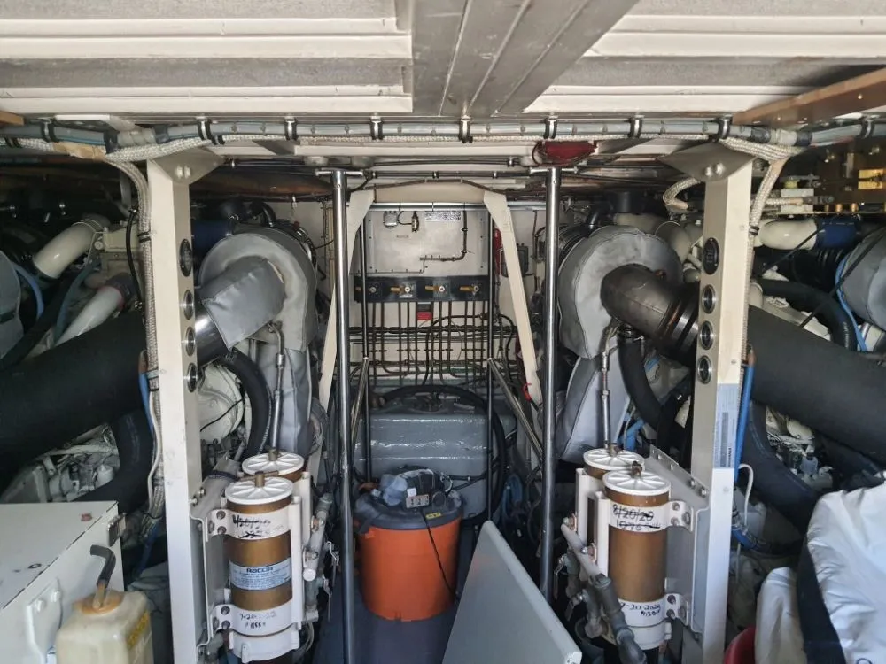 Slide of Boat Service San Pedro