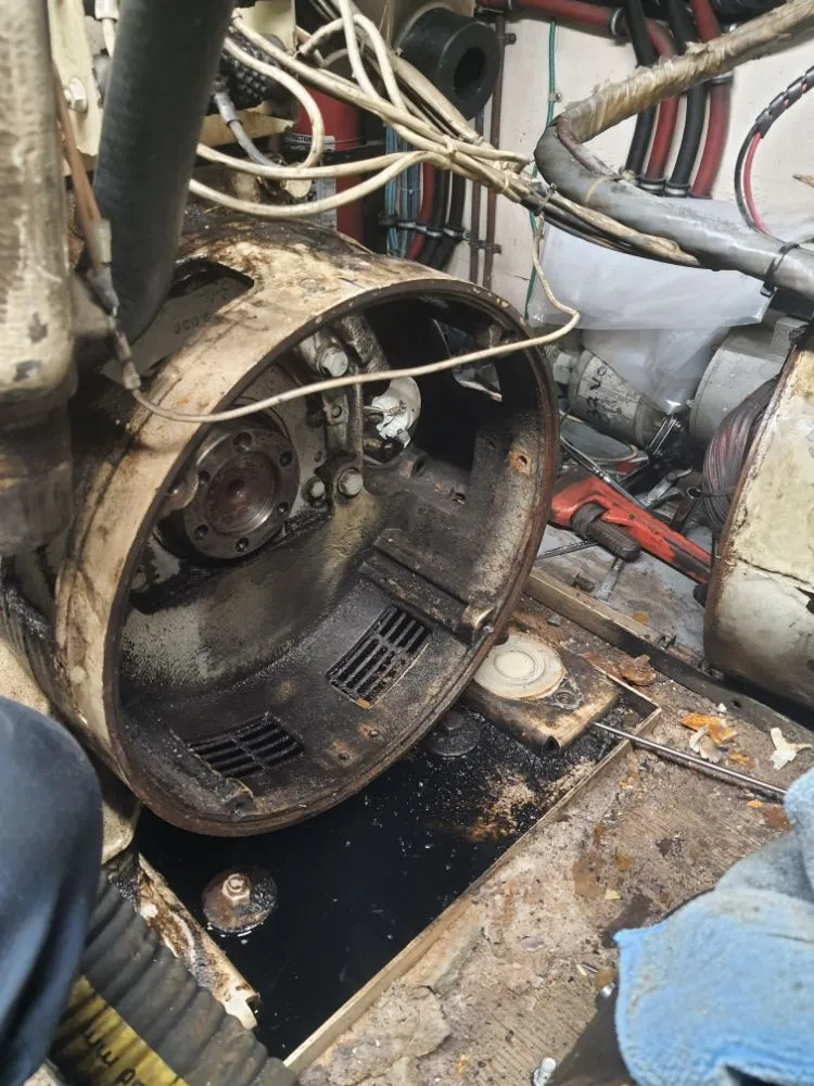 Slide of Boat Service San Pedro