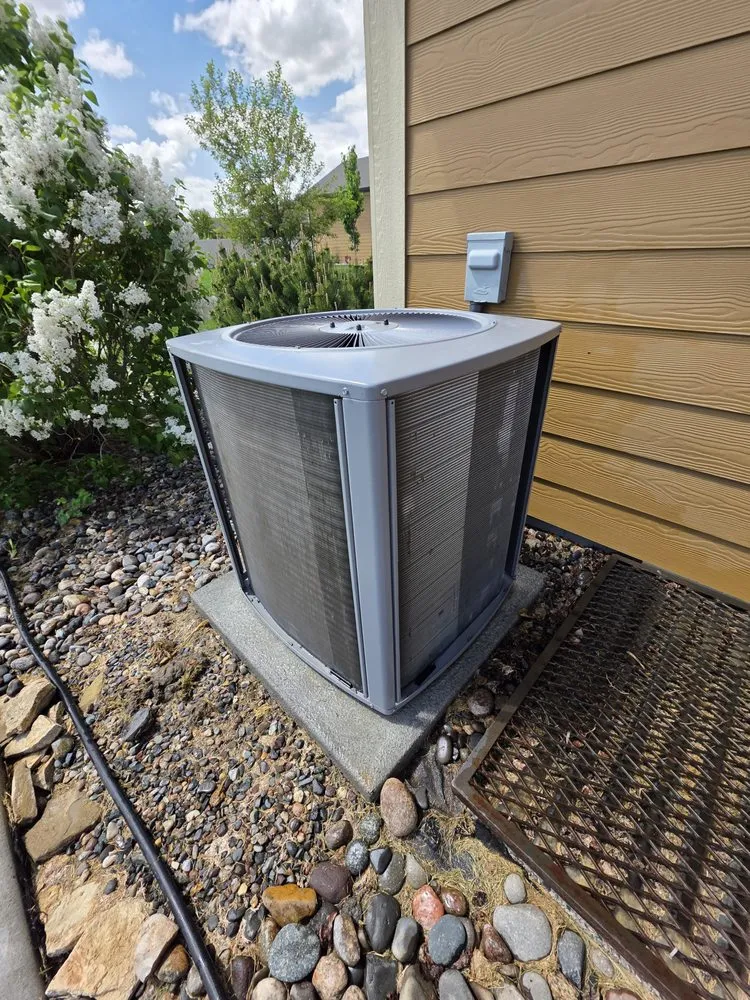 Slide of Bobs Fireplaces and HVAC