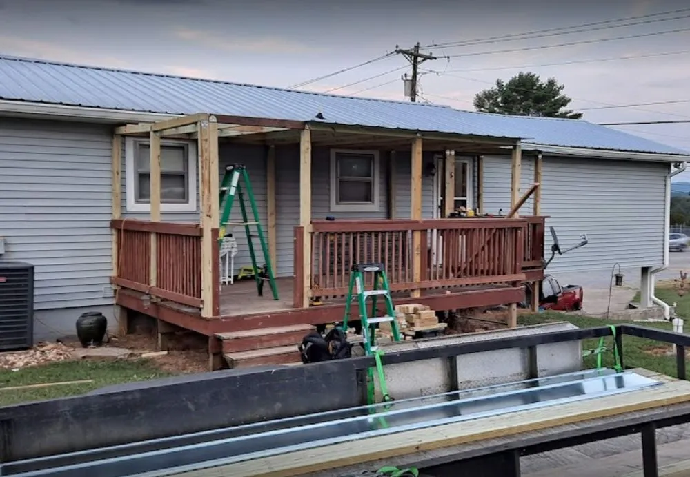 Slide of Boldenz services