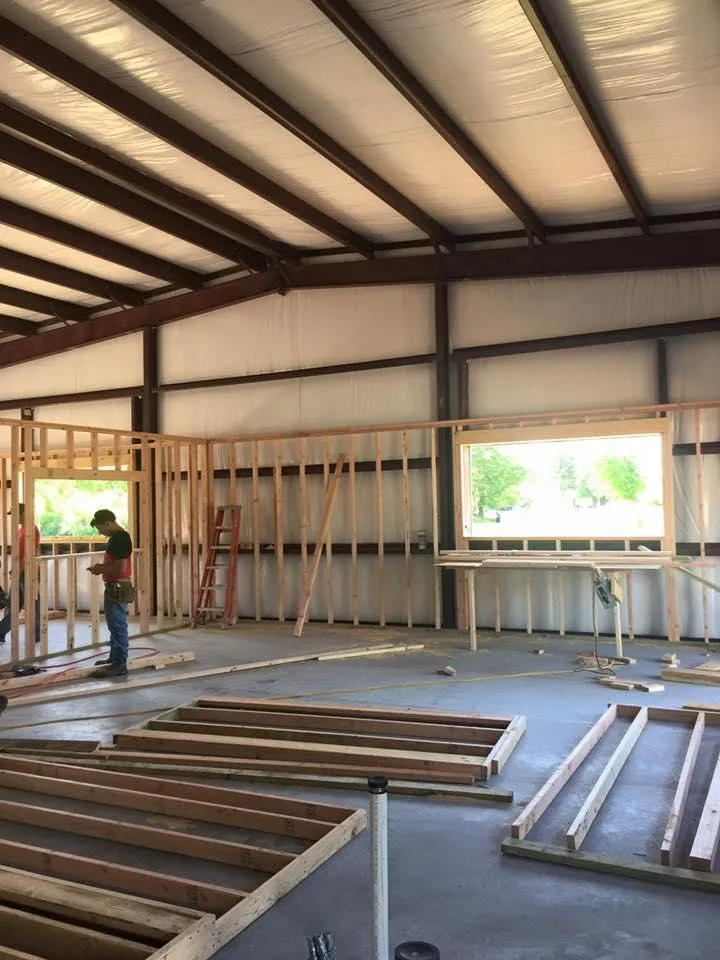 Slide of Brads Air Conditioning and Ice