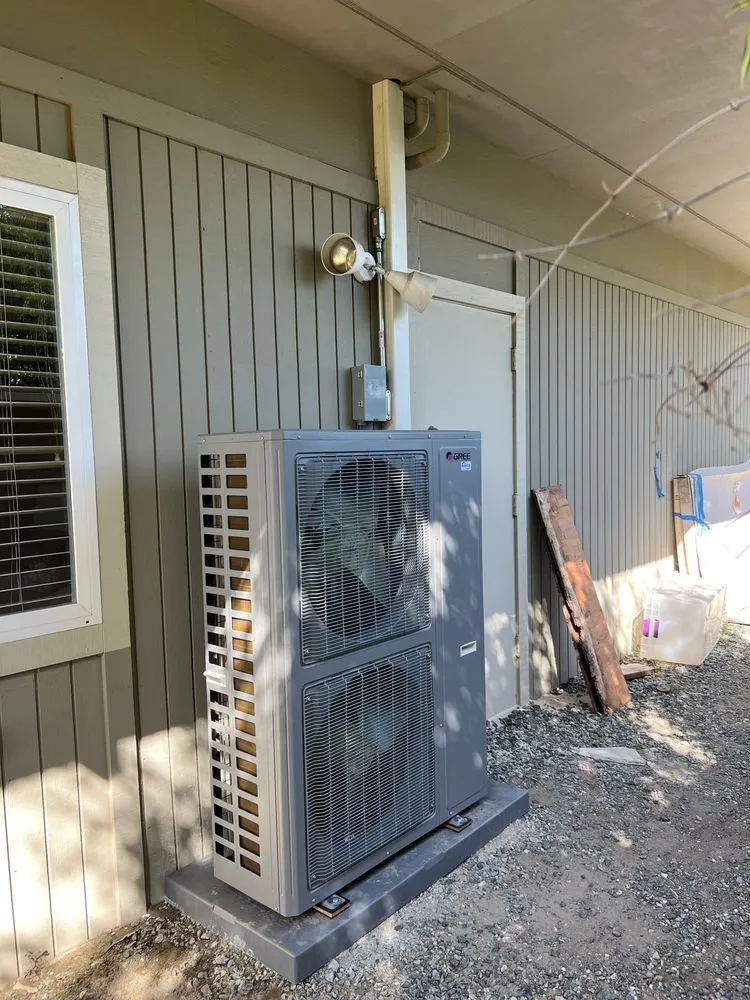 Slide of Bragg Home Services