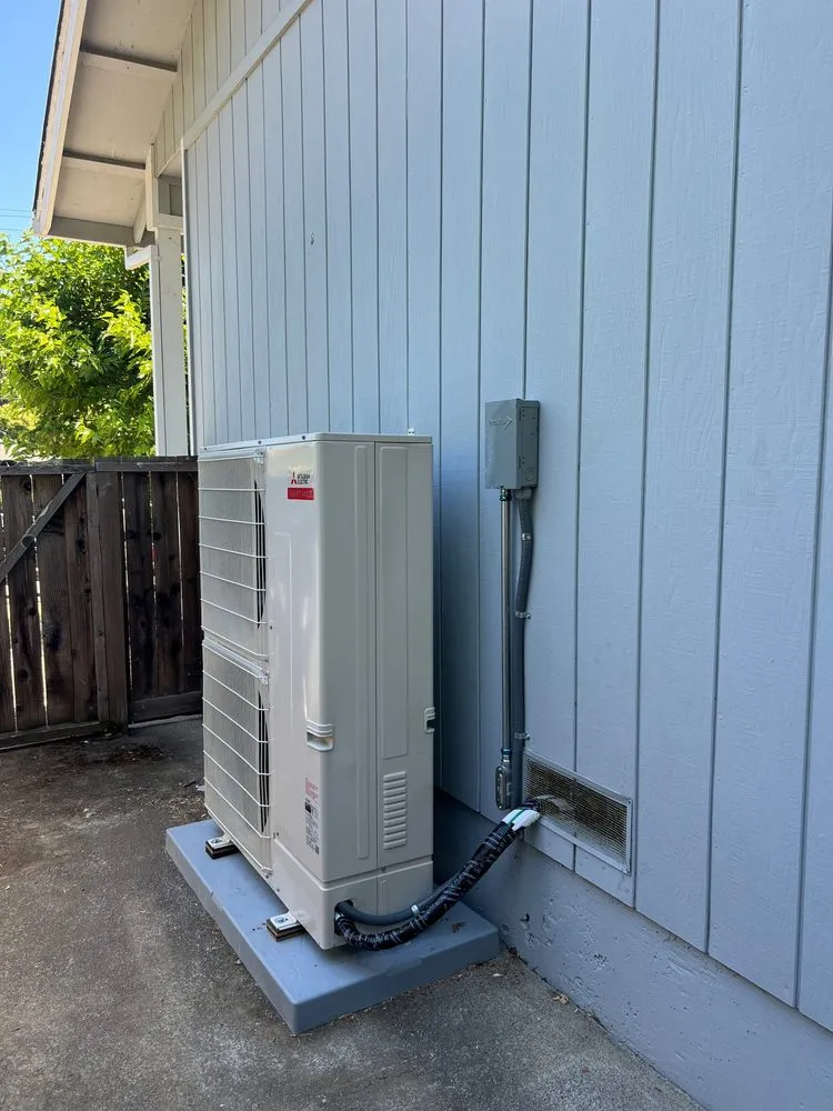 Slide of Bragg Home Services