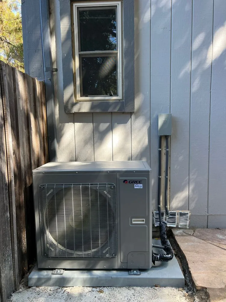 Slide of Bragg Home Services