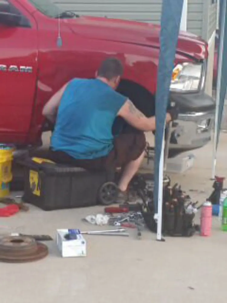 Slide of Brantleys Mobile Mechanic Service