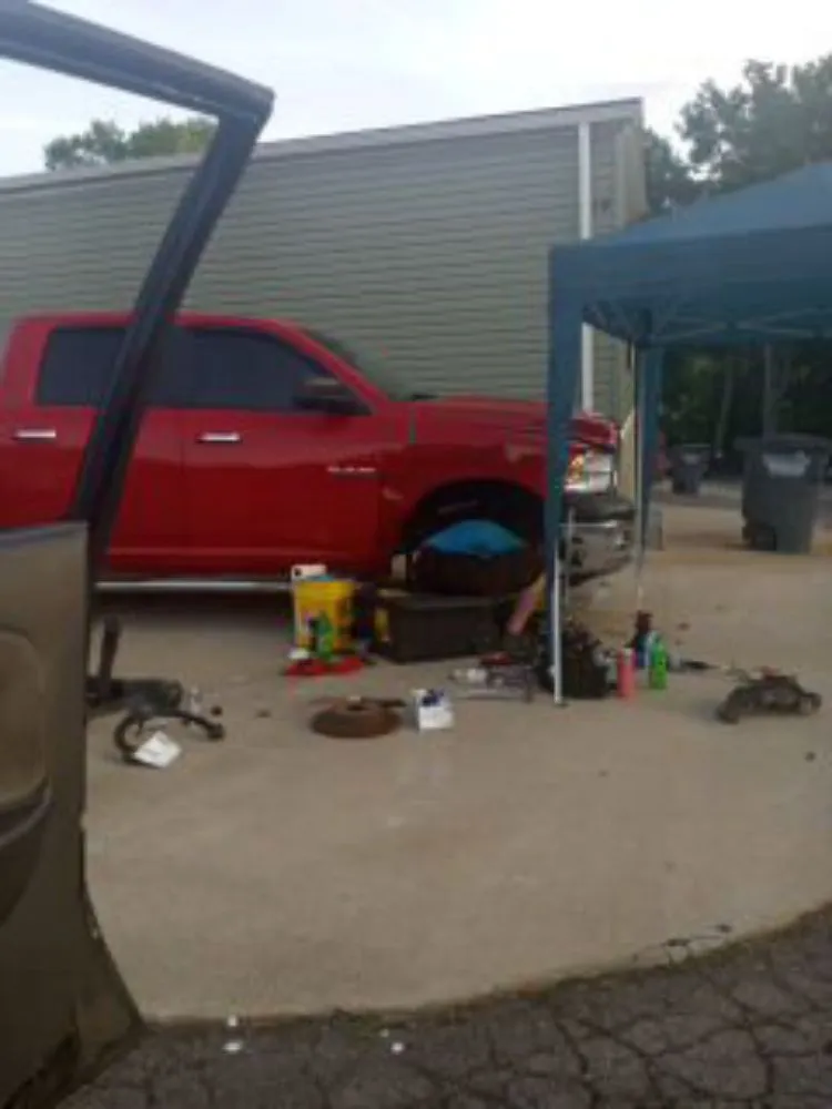 Slide of Brantleys Mobile Mechanic Service