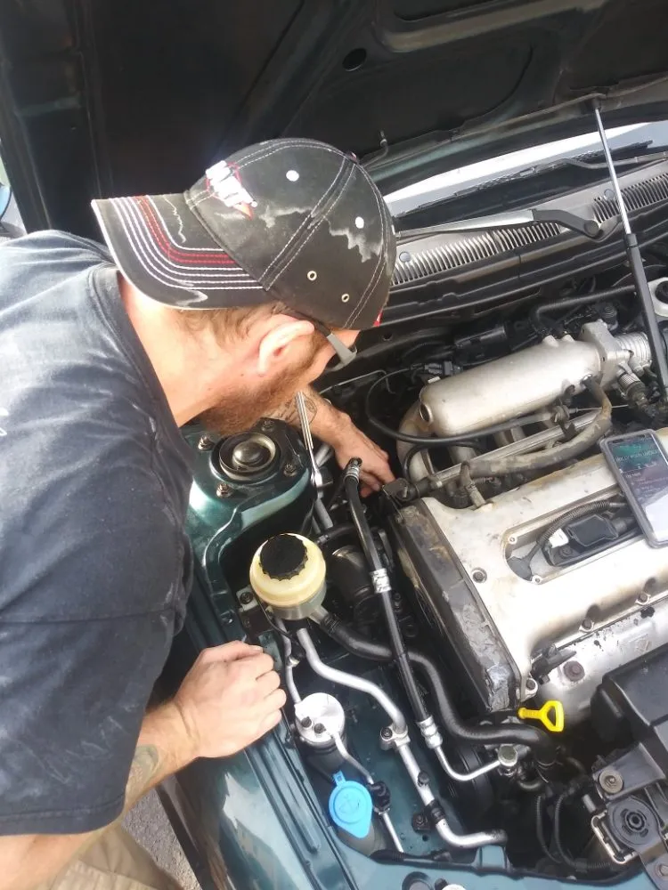 Slide of Brantleys Mobile Mechanic Service