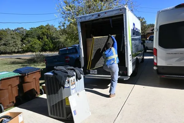 Bravo Heating and Air Conditioning Logo