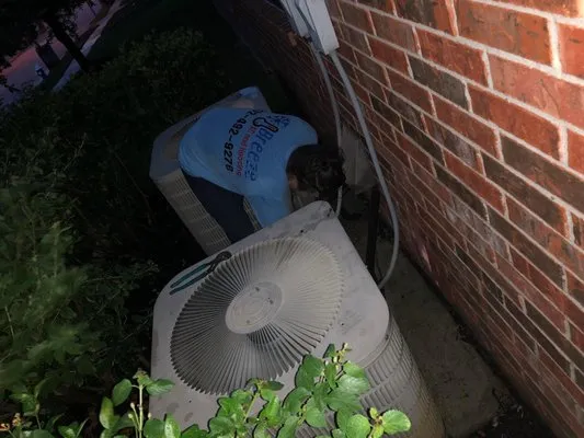 Breeze AC and Heating Logo