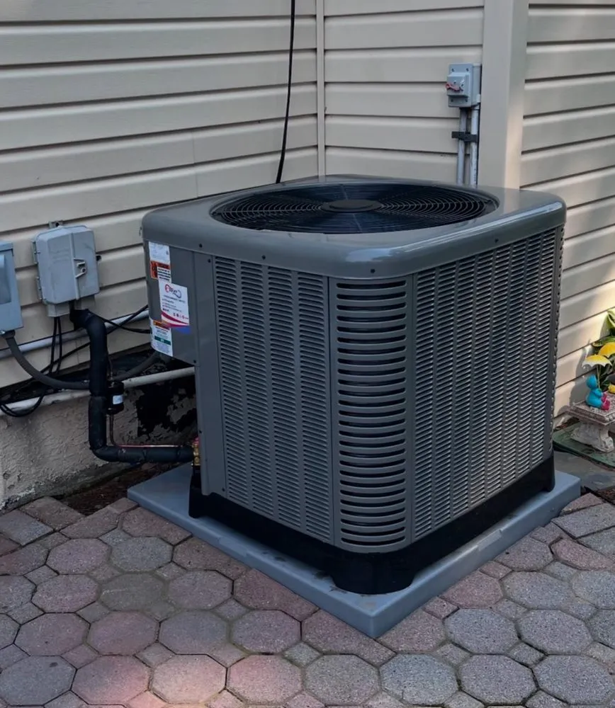 Slide of Breeze Experts