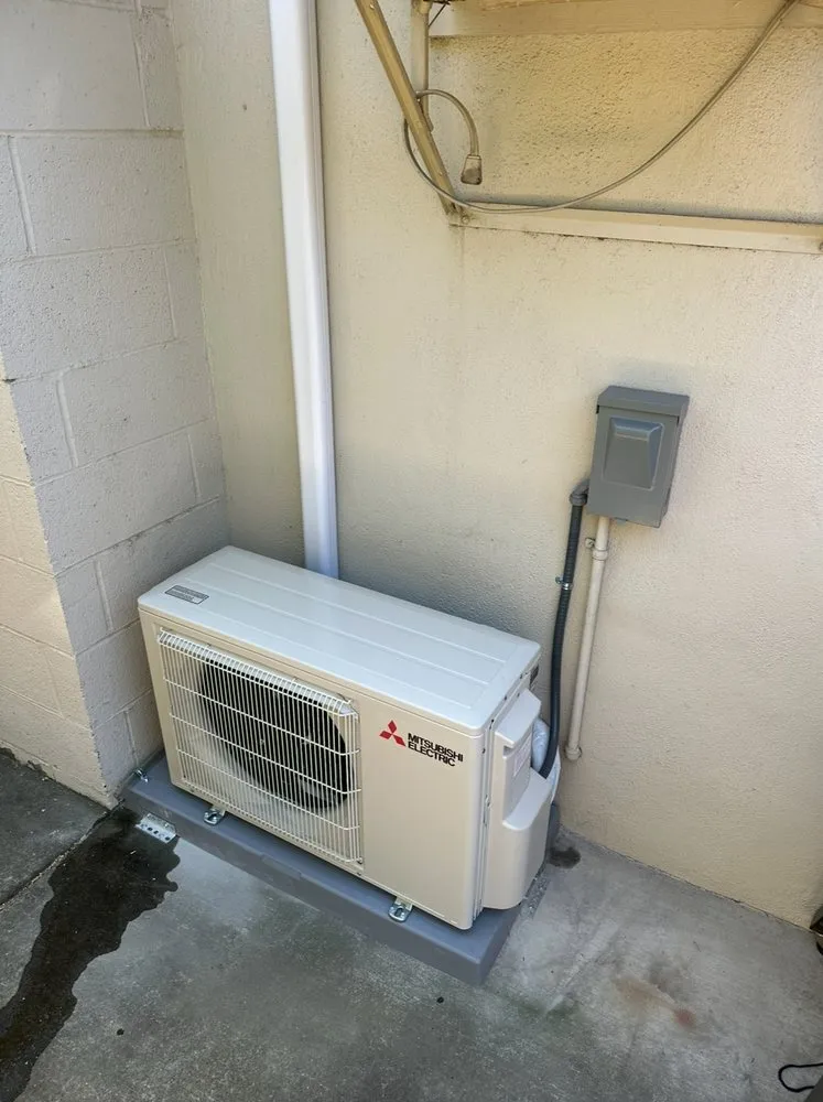 Slide of Breeze HVAC Repair