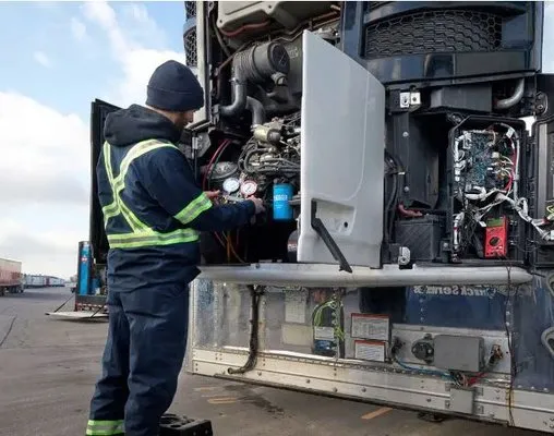 Breeze Reefer Repair & AC Services Logo