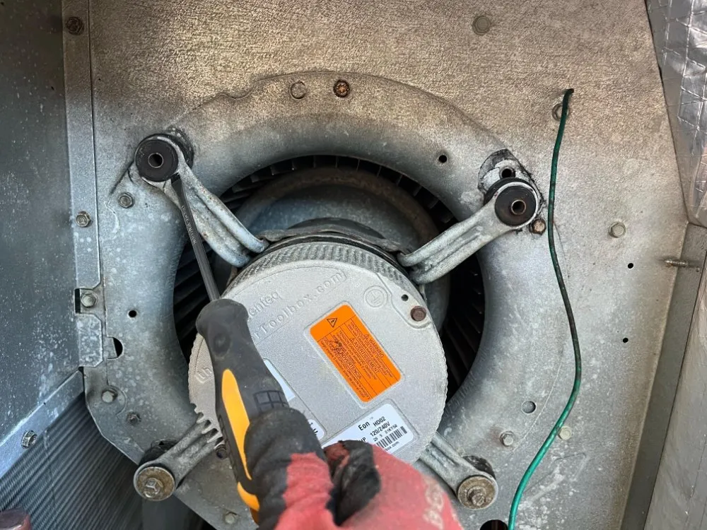 Slide of BREEZEBEE Engineering