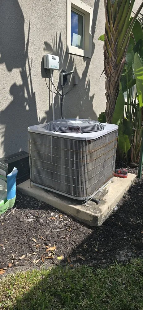 Slide of Breezy Air Conditioning & Heating