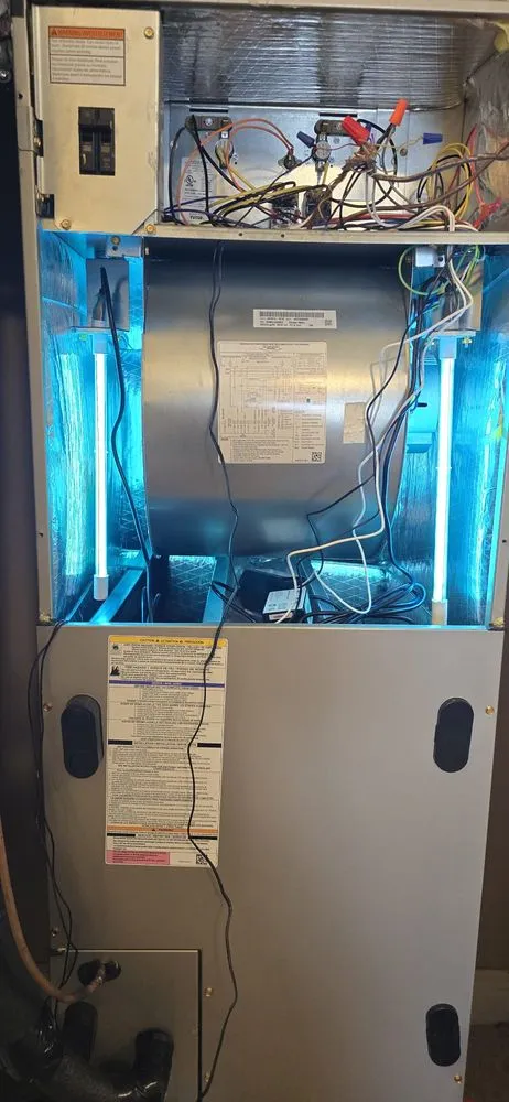 Slide of Breezy Air Conditioning & Heating