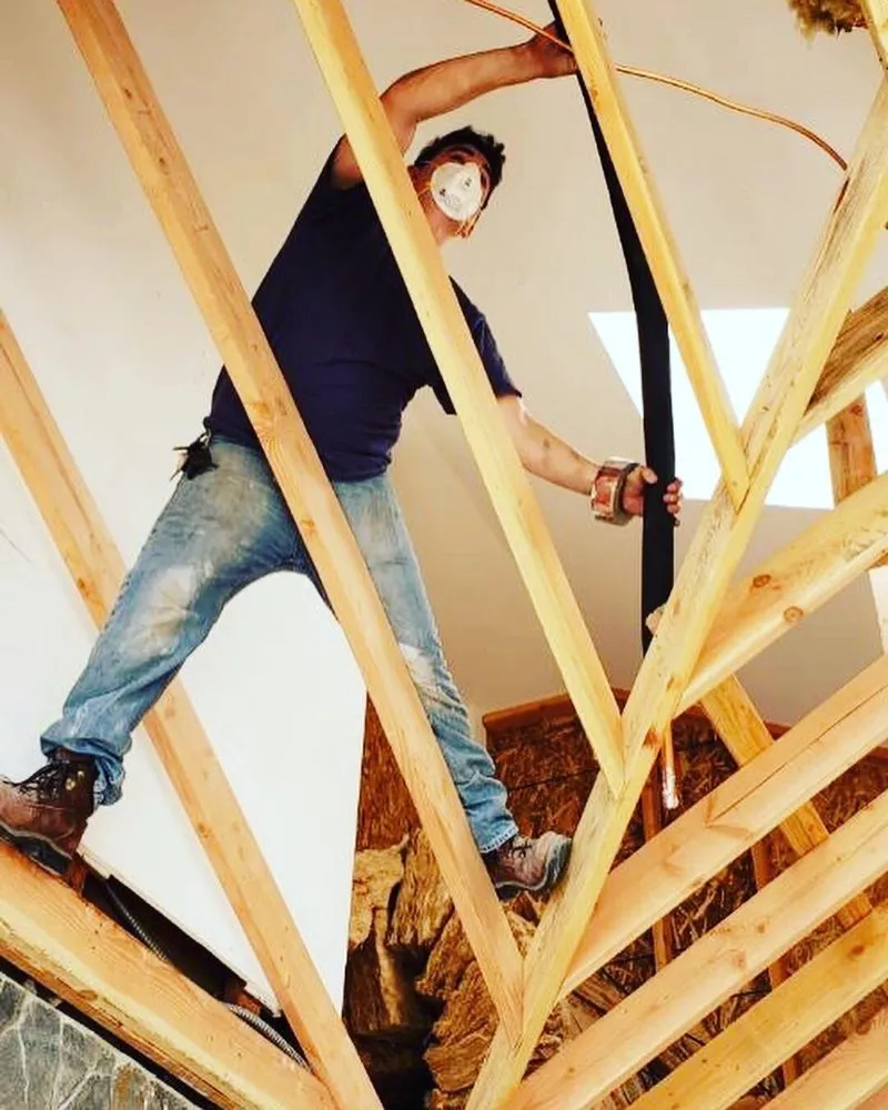 Slide of Breezy Air Services