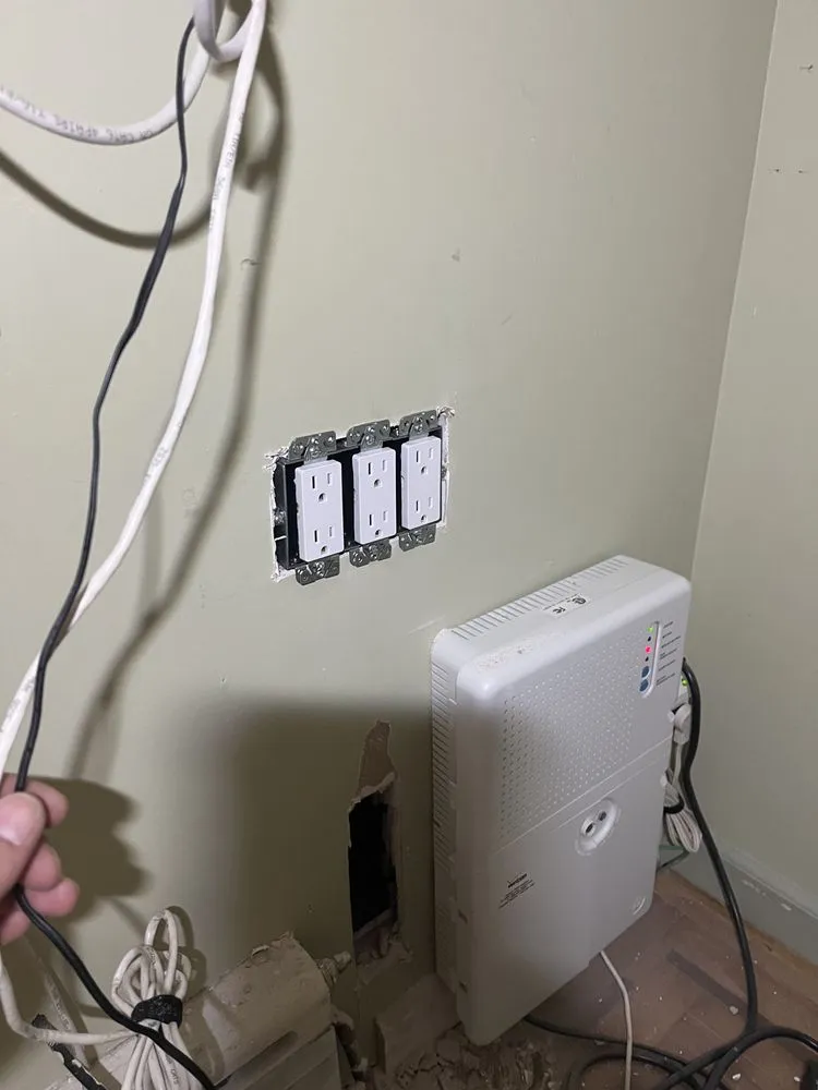 Slide of Breezy Electrical