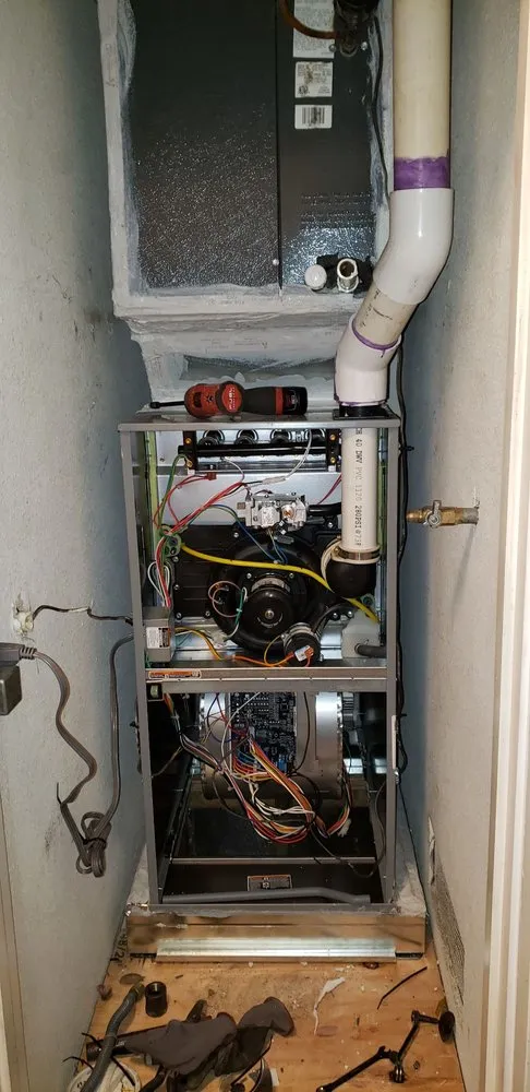 Slide of Bret Turner Heating & Cooling