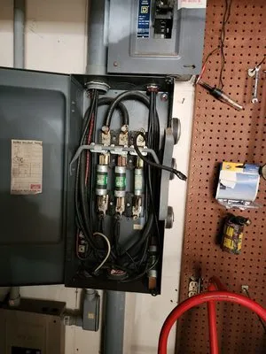 Bricoleur Maintenance and Repair