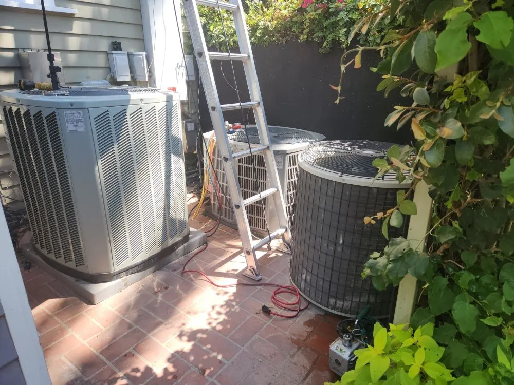 Slide of Briseño Air Solutions