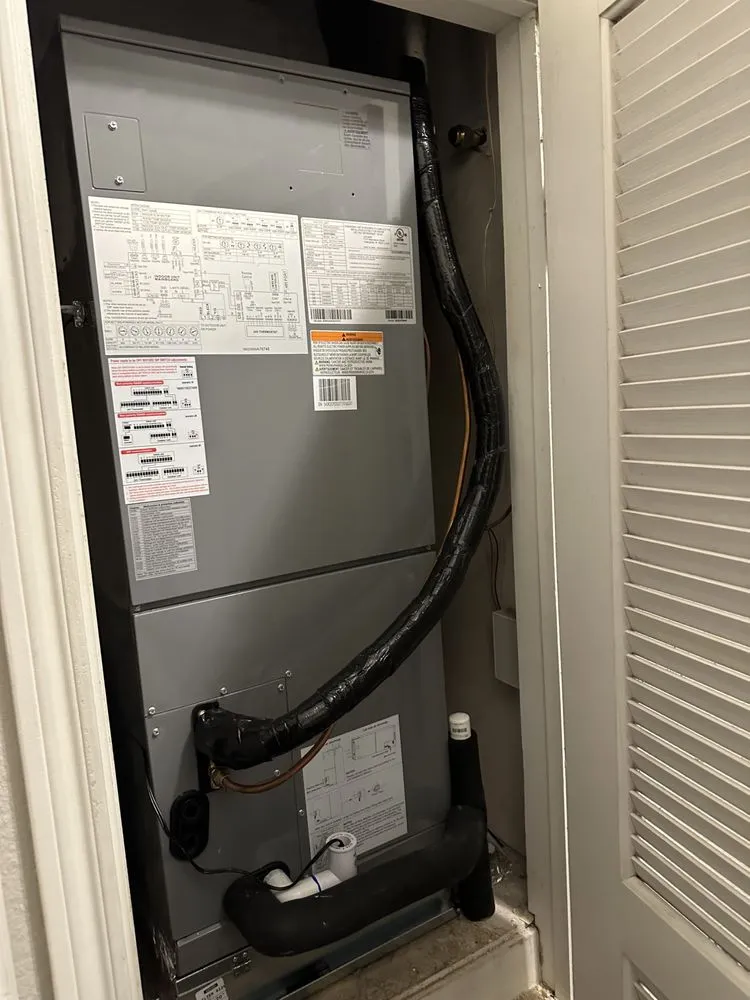 Slide of Brooks Custom Comfort & Services