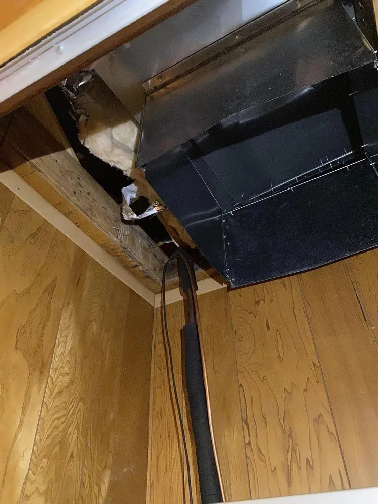 Slide of B&T Heating and Cooling