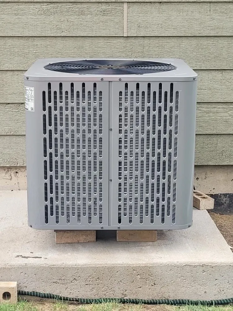 Slide of Buzz's Heating And Cooling