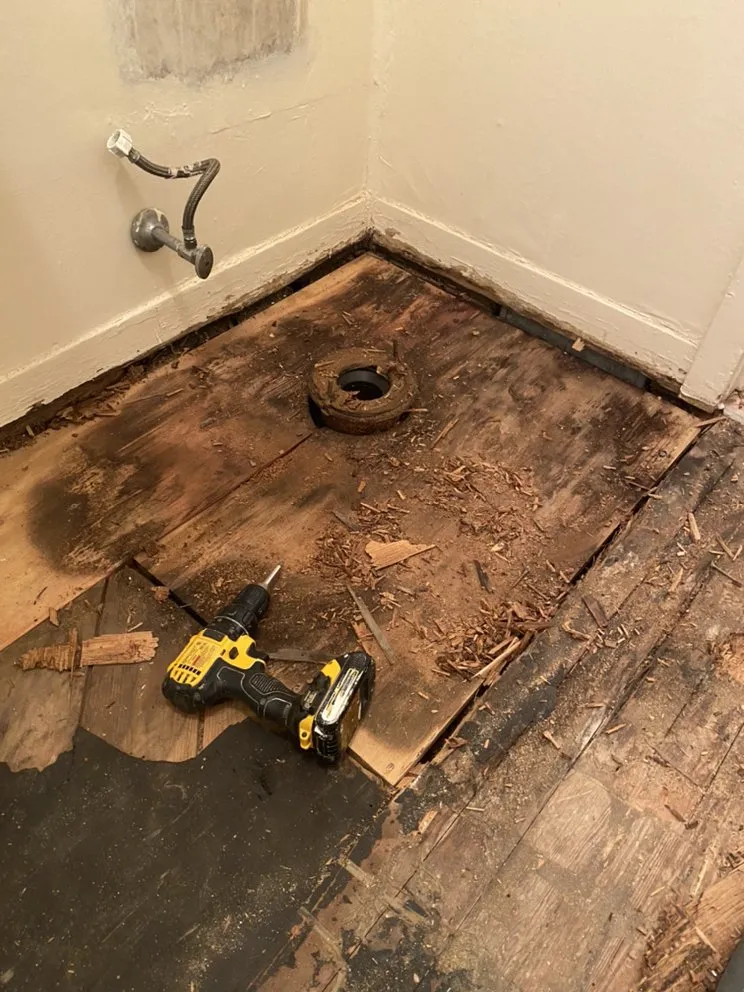 Slide of B&Y Home Improvement