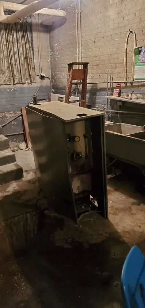 Slide of C & C Mechanical