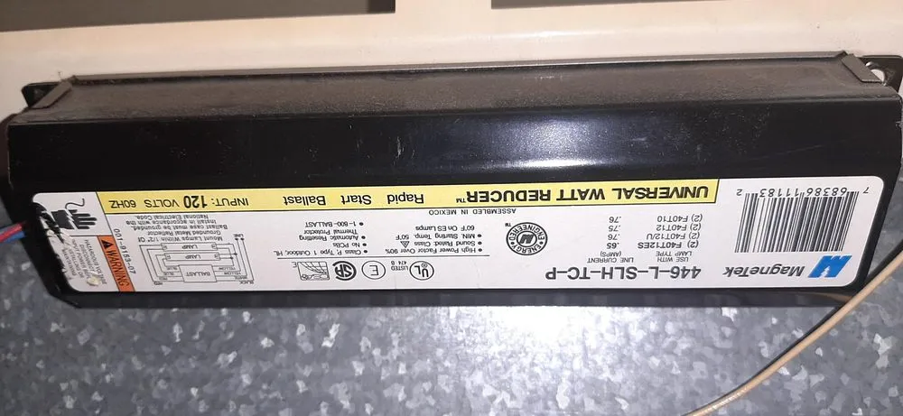 Slide of C & R Expert Tech Services