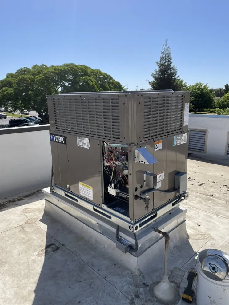 Slide of C and M Air Conditioning