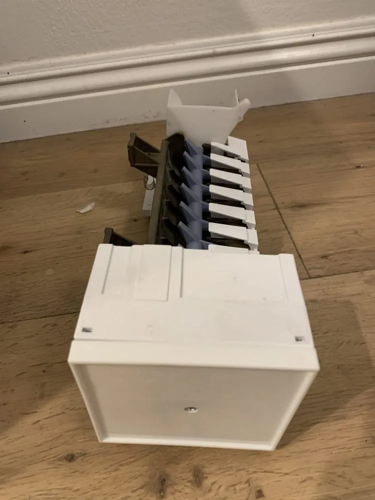 Slide of CALl Appliance Repair