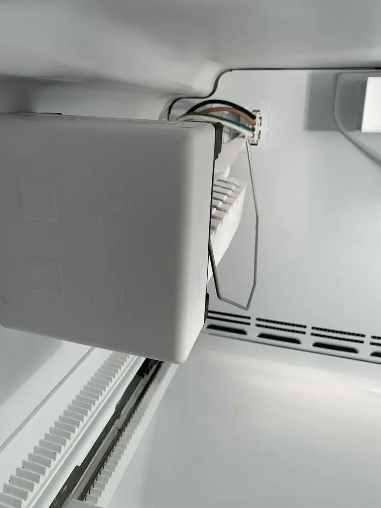 Slide of CALl Appliance Repair