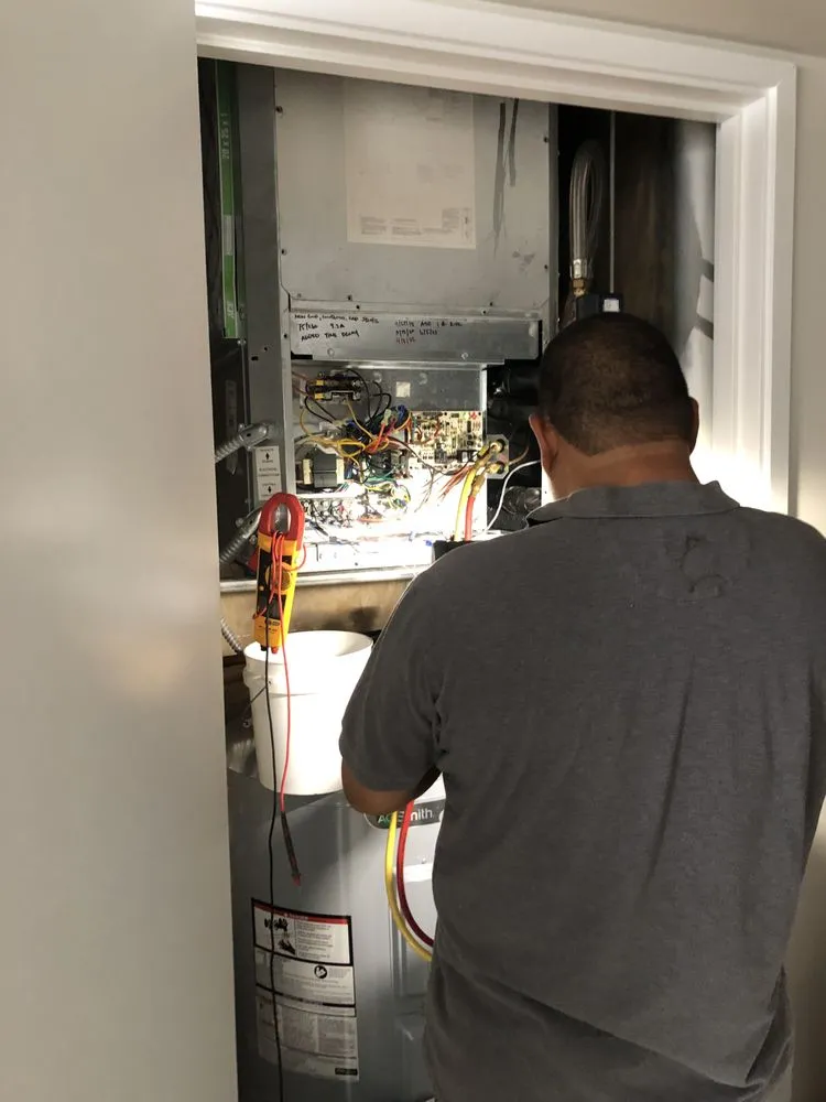 Slide of Calvin's Air Conditioning & Refrigeration