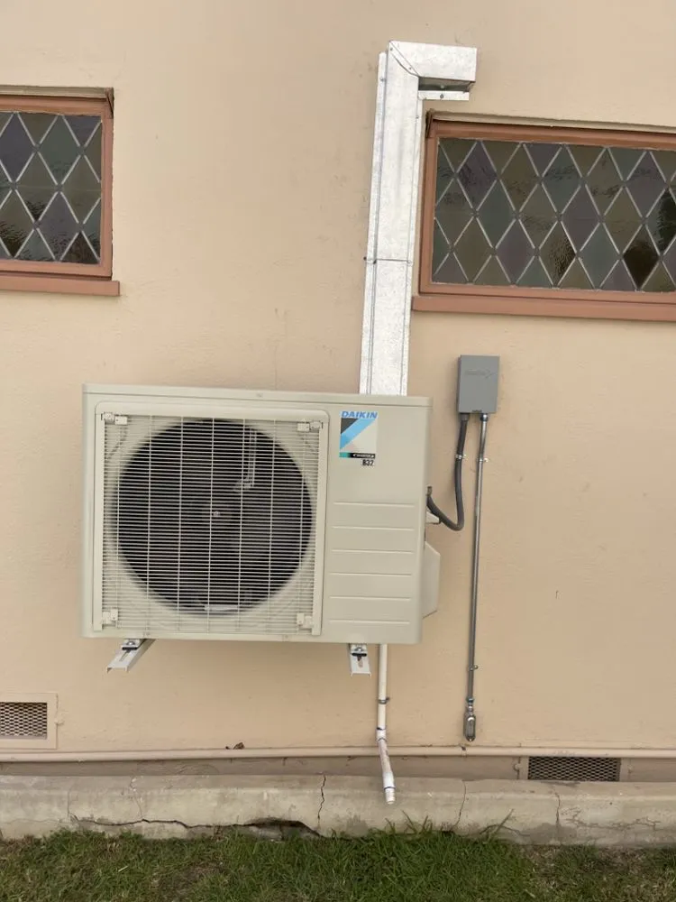 Slide of Campos Heating & Air