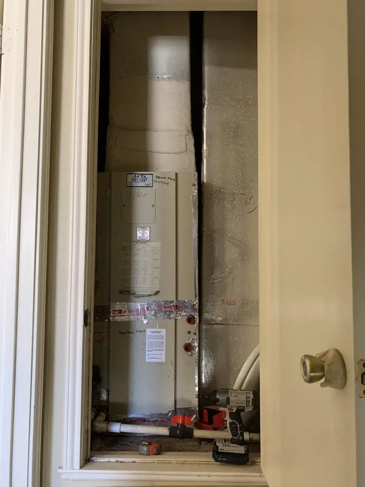 Slide of Canadian Air