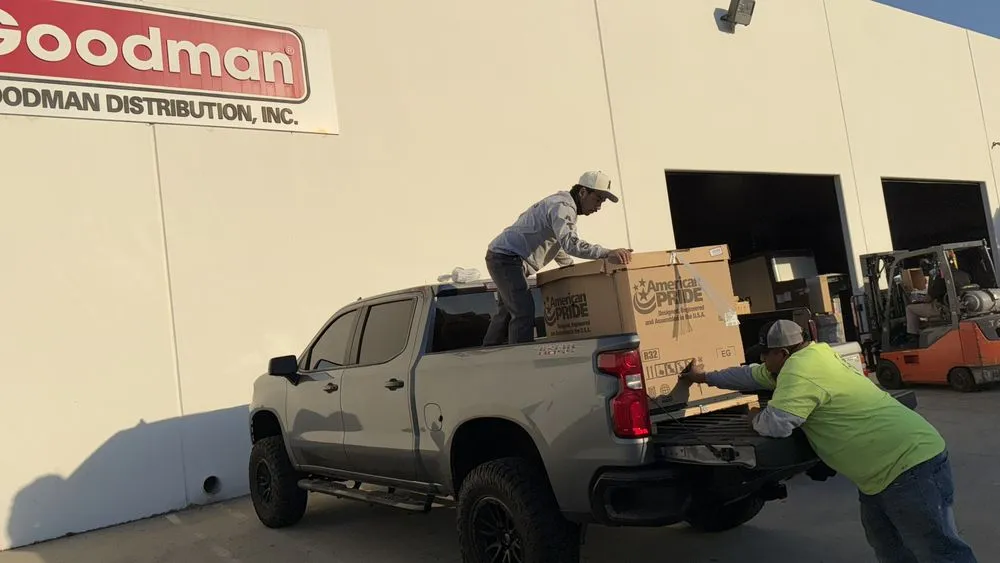 Slide of Canales & Turcios