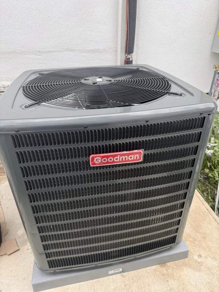 Slide of Canales & Turcios