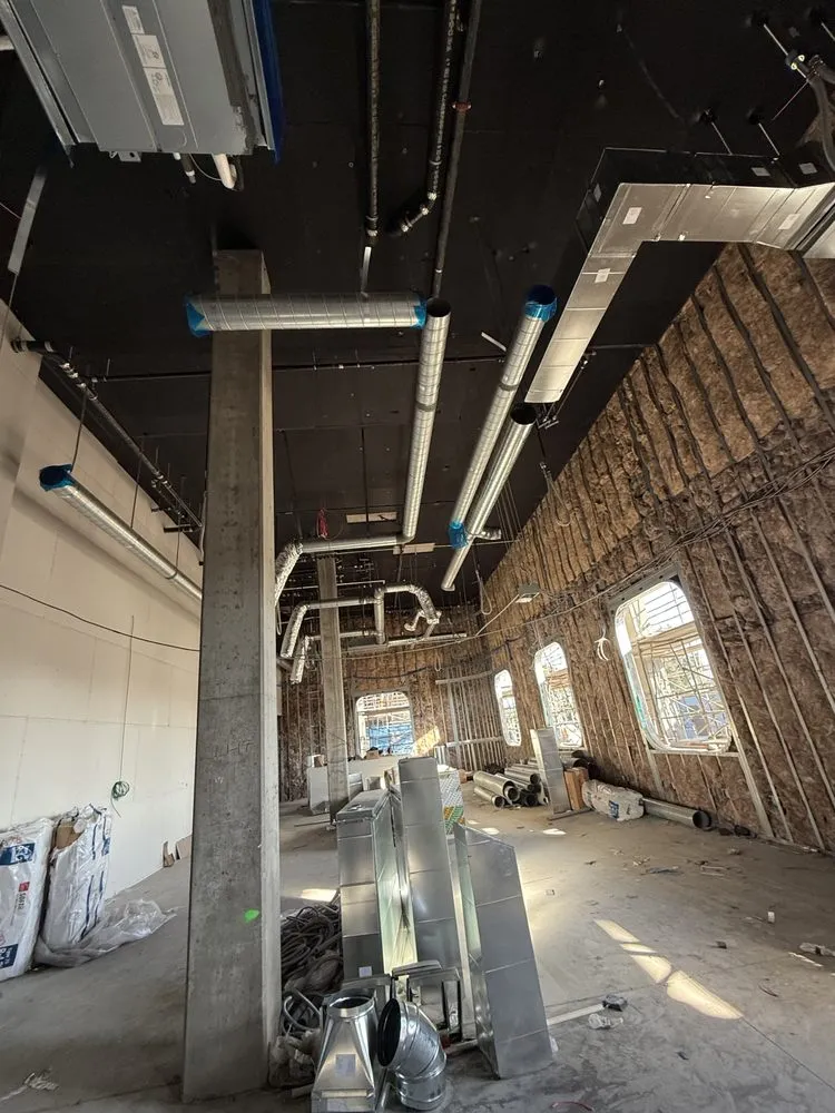 Slide of Canales & Turcios