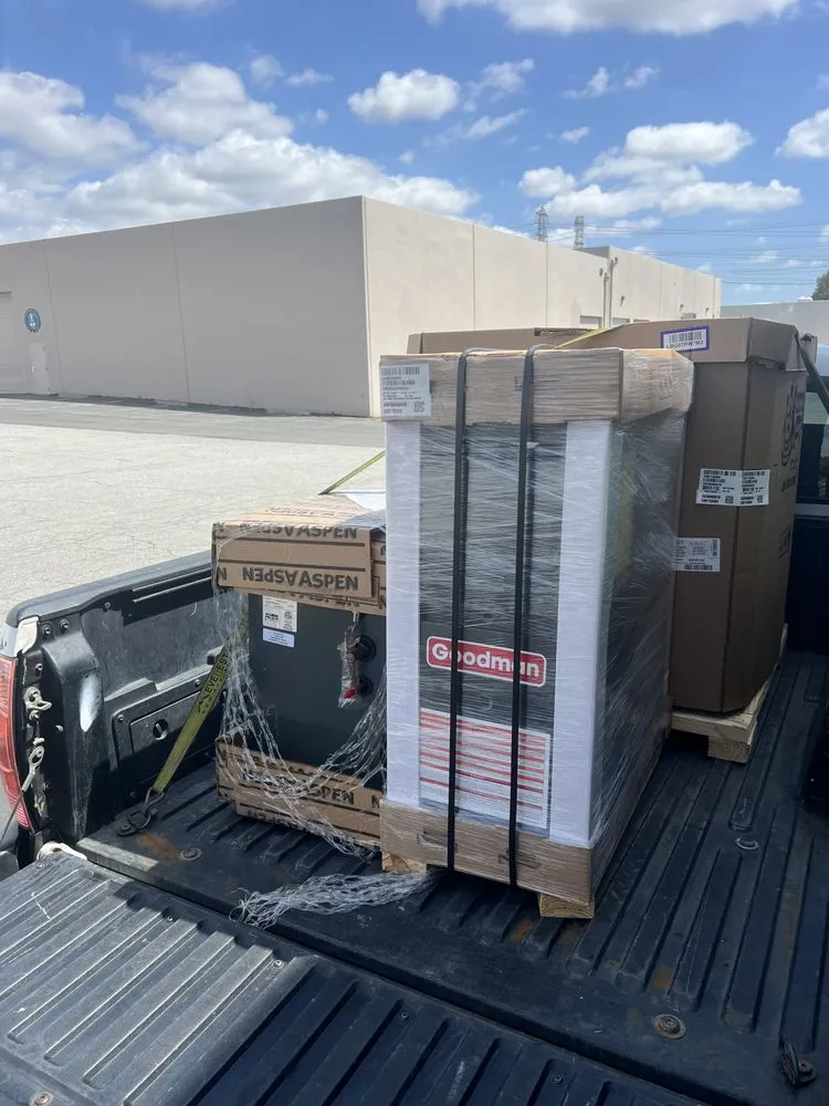 Slide of Canales & Turcios