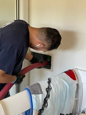 Candid Heating and Air Conditioning Logo