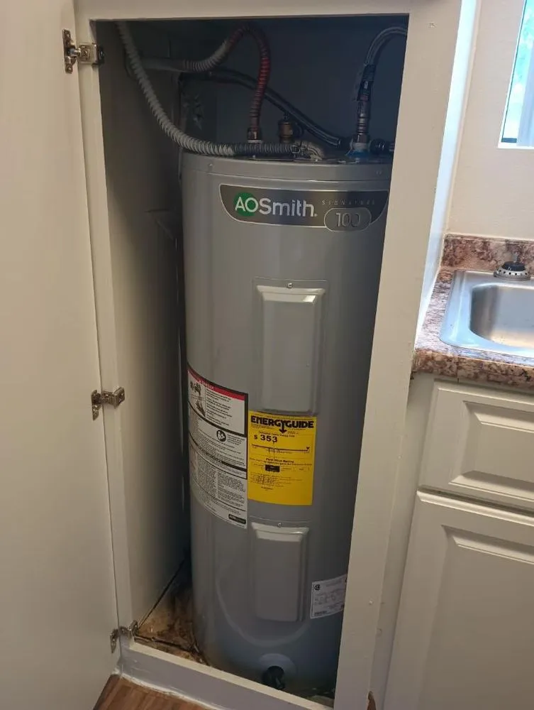 Slide of Cardenas Maintenance Services