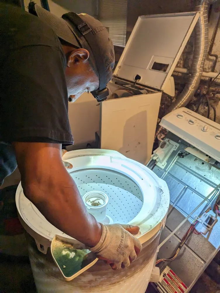 Slide of Cari Appliance Repair