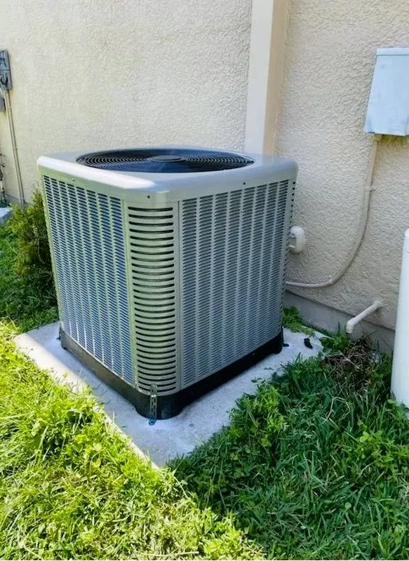 Professional air conditioning service experts serving St. Petersburg, FL - Caribbean Cool Air Conditioning & Heating